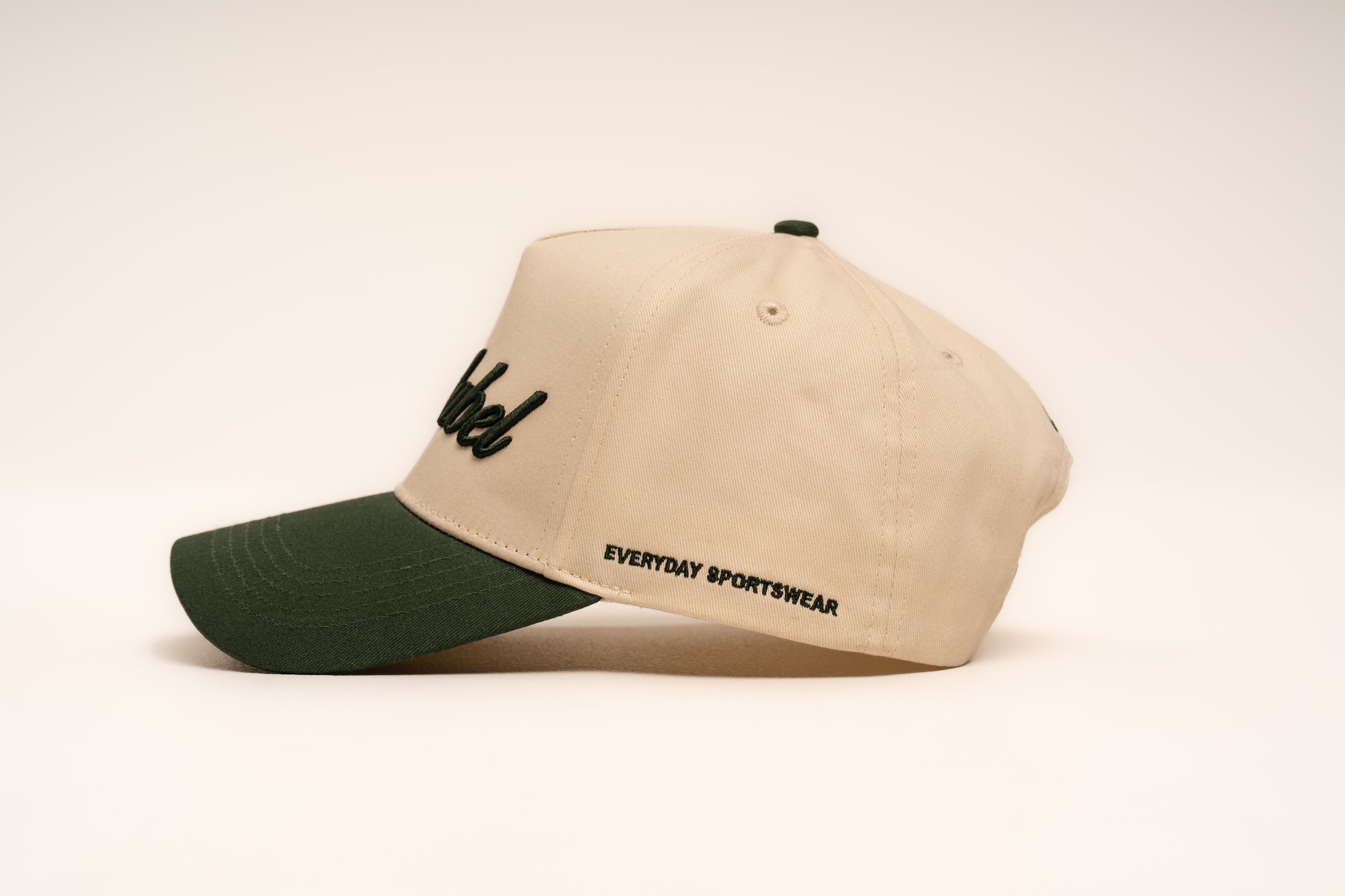 Heritage Cap - Cream & Forest Green