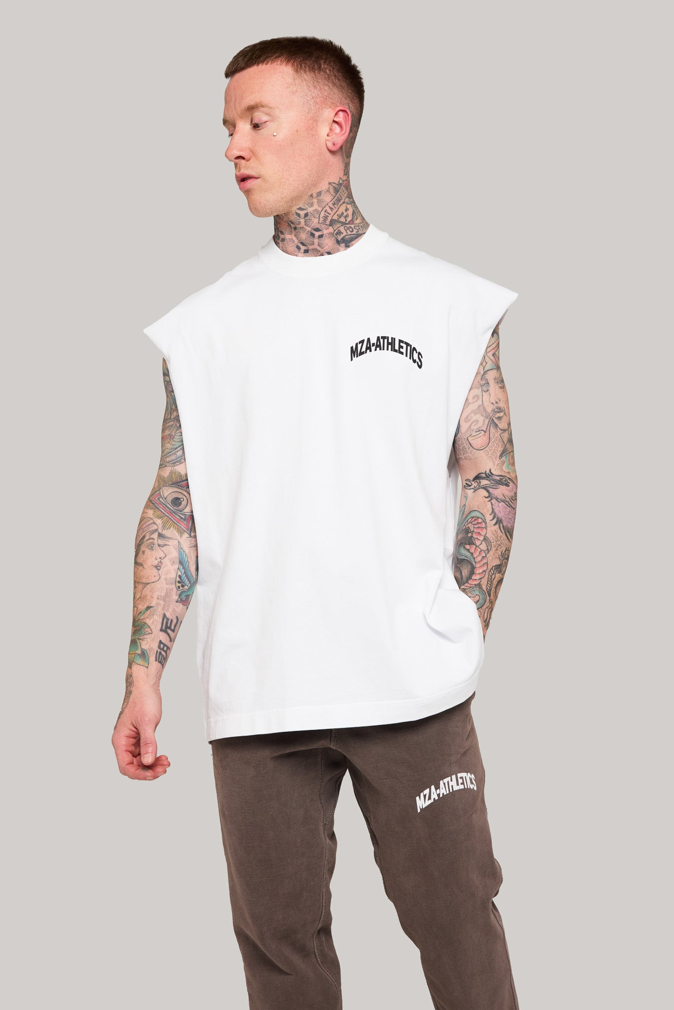 MZA - WHITE SLEEVELESS TEE