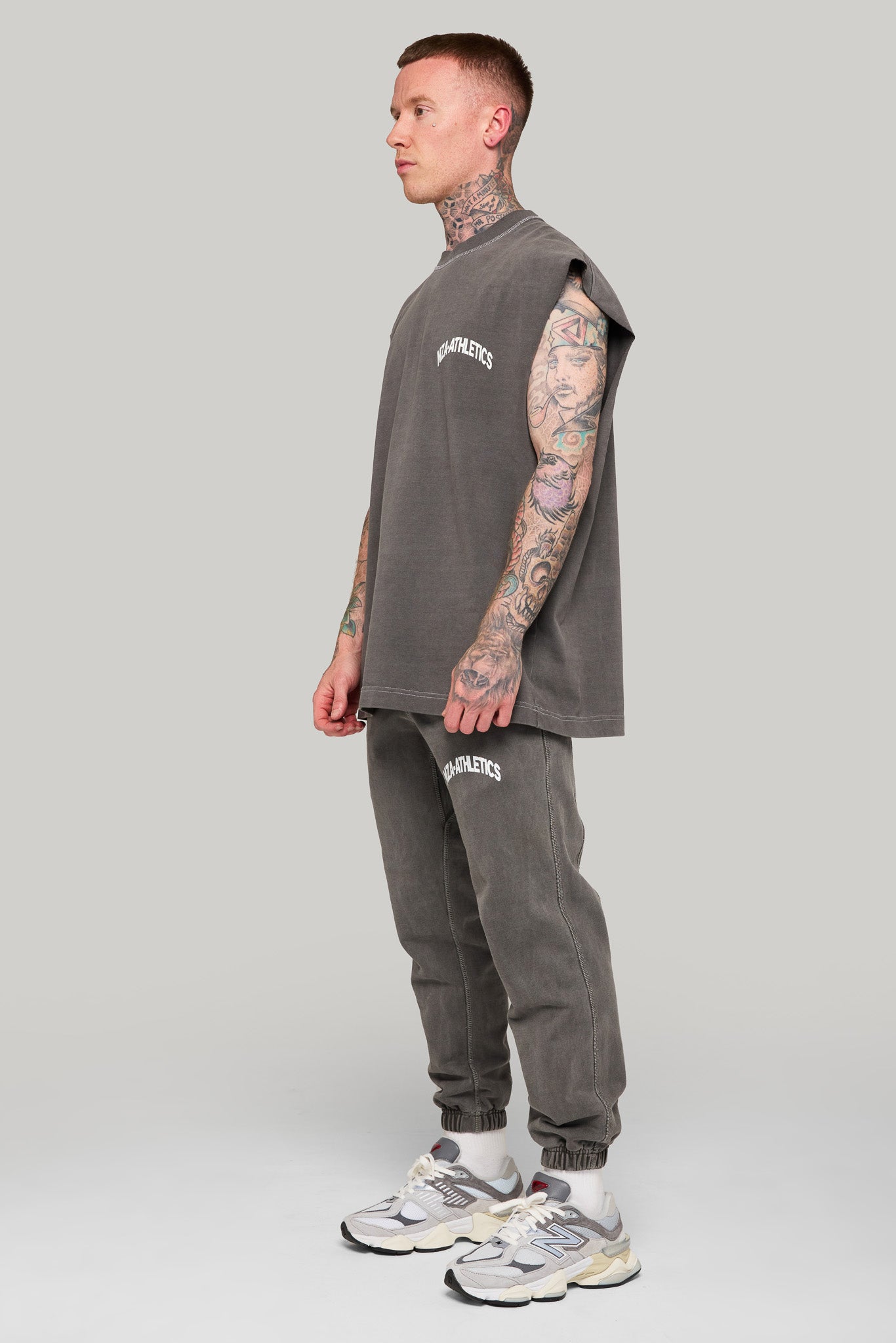 MZA - WASHED GREY SLEEVELESS VEST